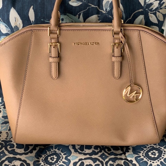 Tan Michael Kors purse - Picture 11 of 11